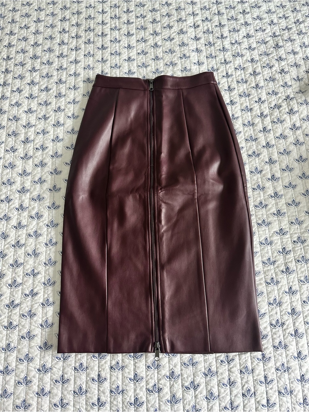 Bar III Wine Faux Leather Pencil Skirt with Front Zip